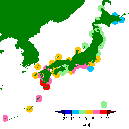 月平均潮位偏差分布