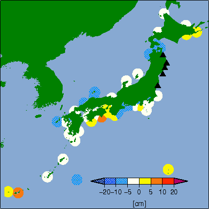 月平均潮位偏差分布