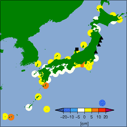 月平均潮位偏差分布