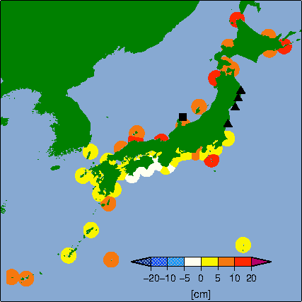 月平均潮位偏差分布