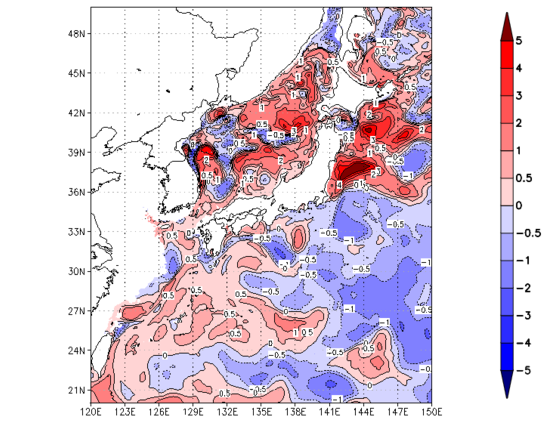 海面～100m月平均表層水温偏差分布