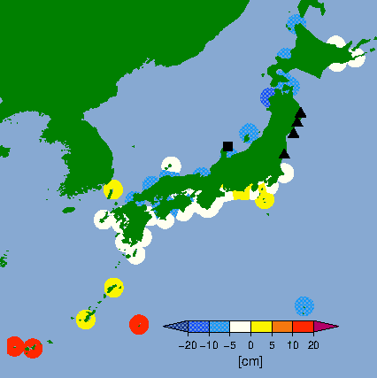 月平均潮位偏差分布